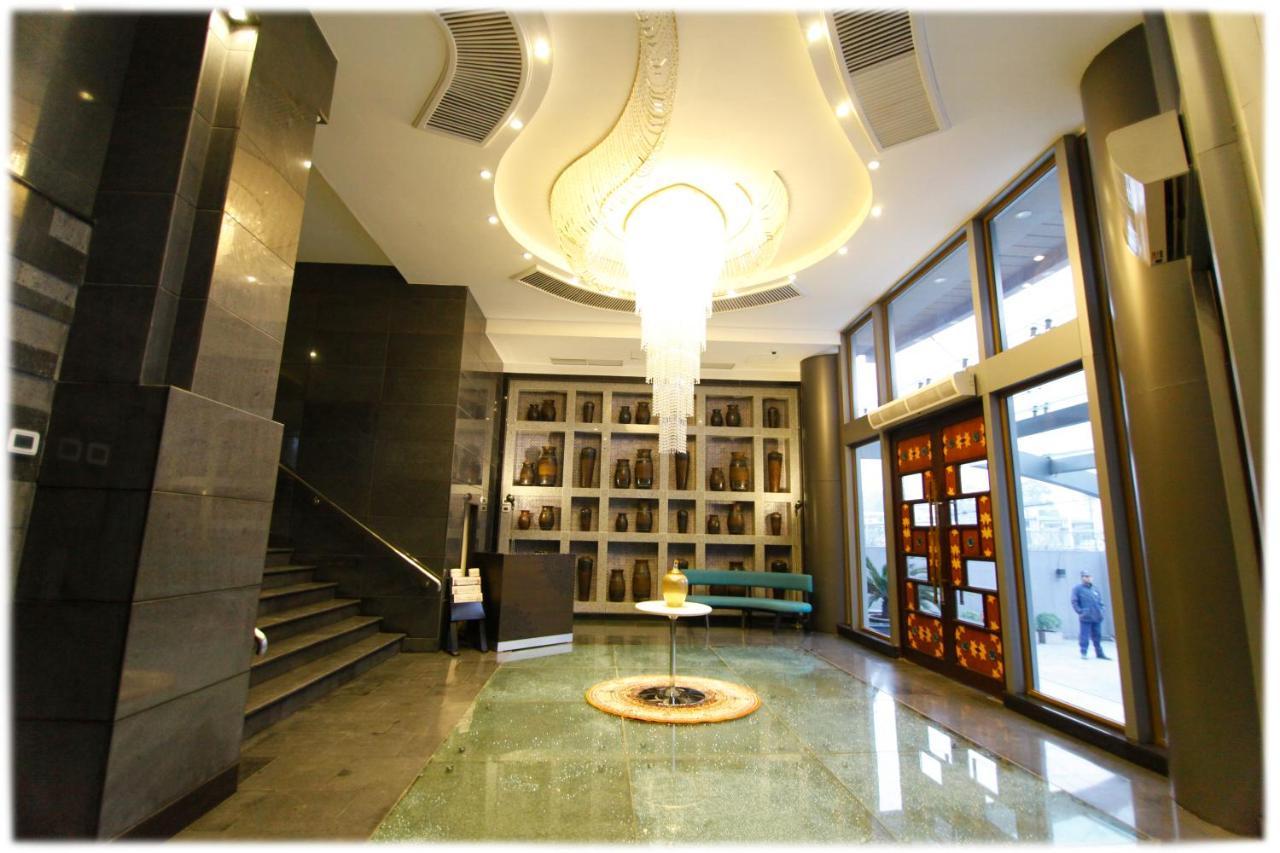 Hotel Dgates ラホール エクステリア 写真