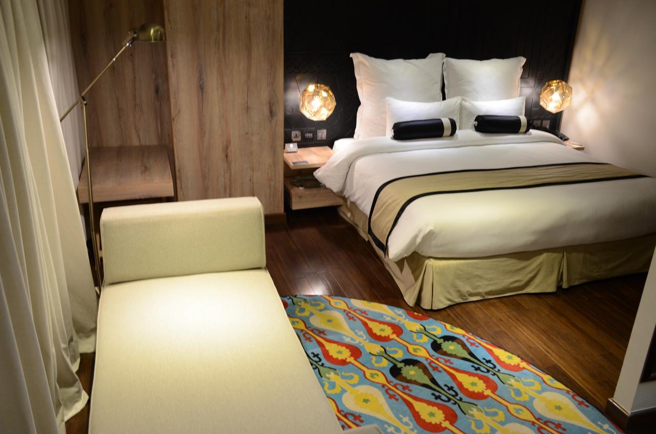 Hotel Dgates ラホール エクステリア 写真